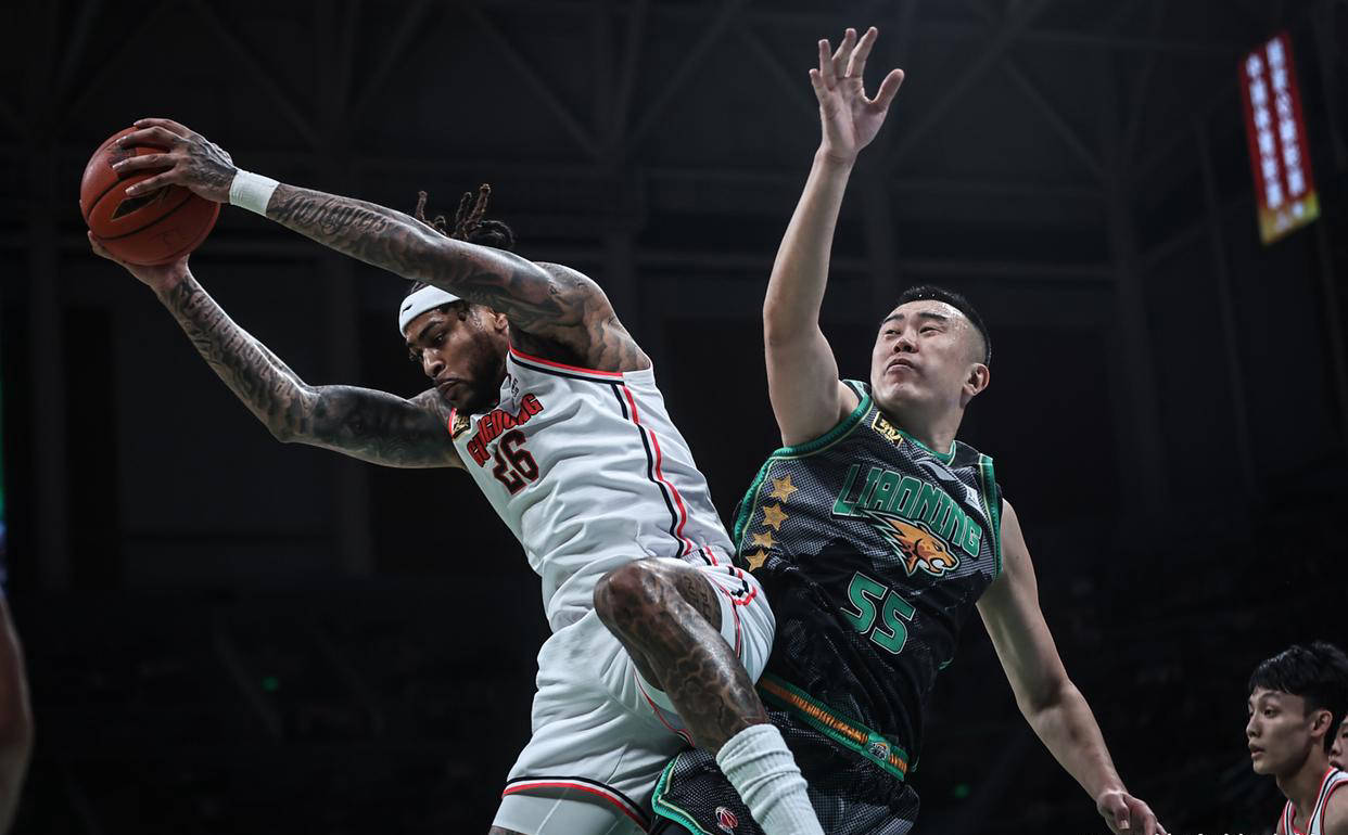 关于上海队迎来辽宁挑战,双方实力堪称势均力敌的信息 关于上海队迎来辽宁挑战,双方实力堪称势均力敌的信息