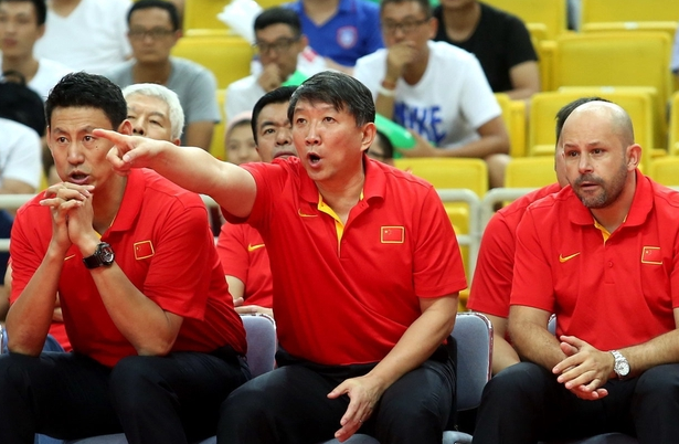 江苏队胜山东队，系列赛开门红