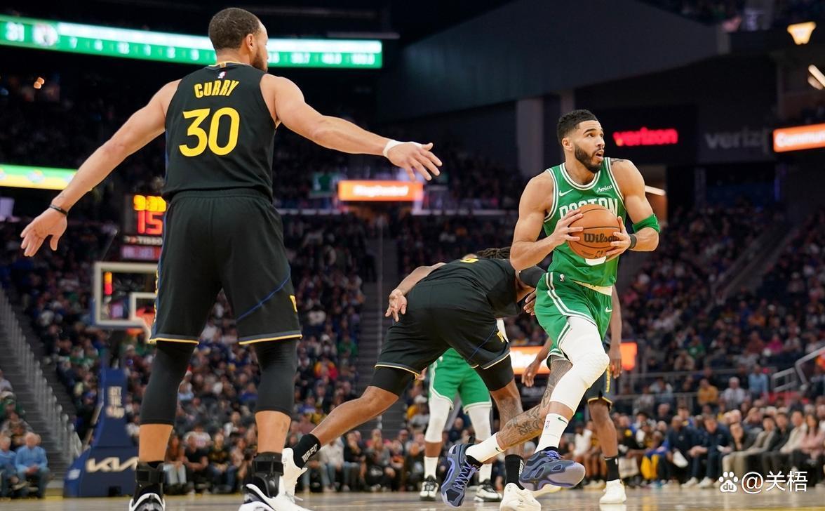 包含凯尔特人逆转勇士，西亚卡姆关键制胜的词条