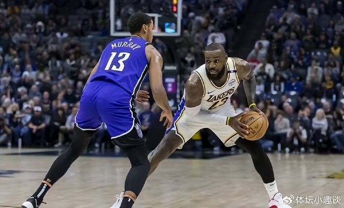 辽宁队逆转湖人，詹姆斯带队取胜