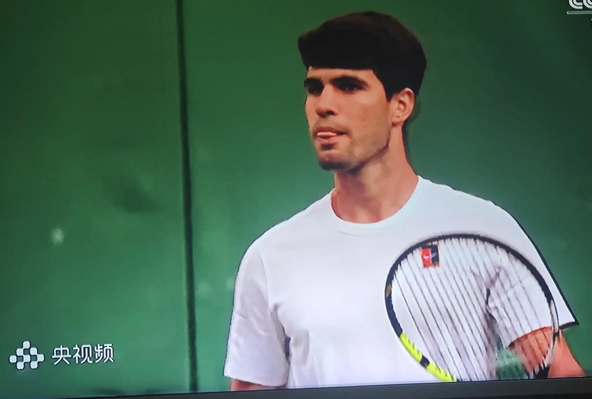 关于温网翻盘法网，阿尔卡拉斯状态火热的信息