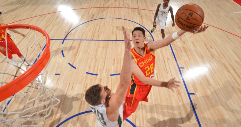 雄鹿力克太阳,王哲林带队取胜 雄鹿力克太阳,王哲林带队取胜