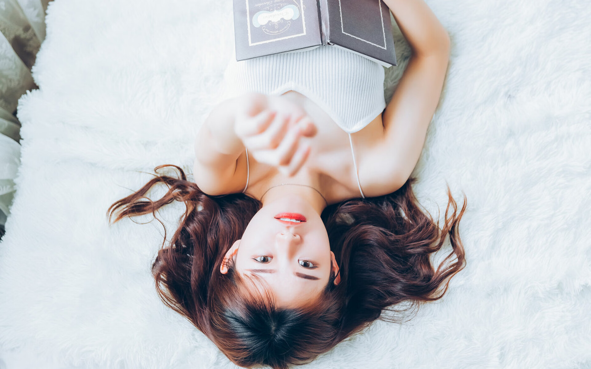 米切尔替补席爆发成奇兵，太阳关键战擒灰熊锁定西部前六