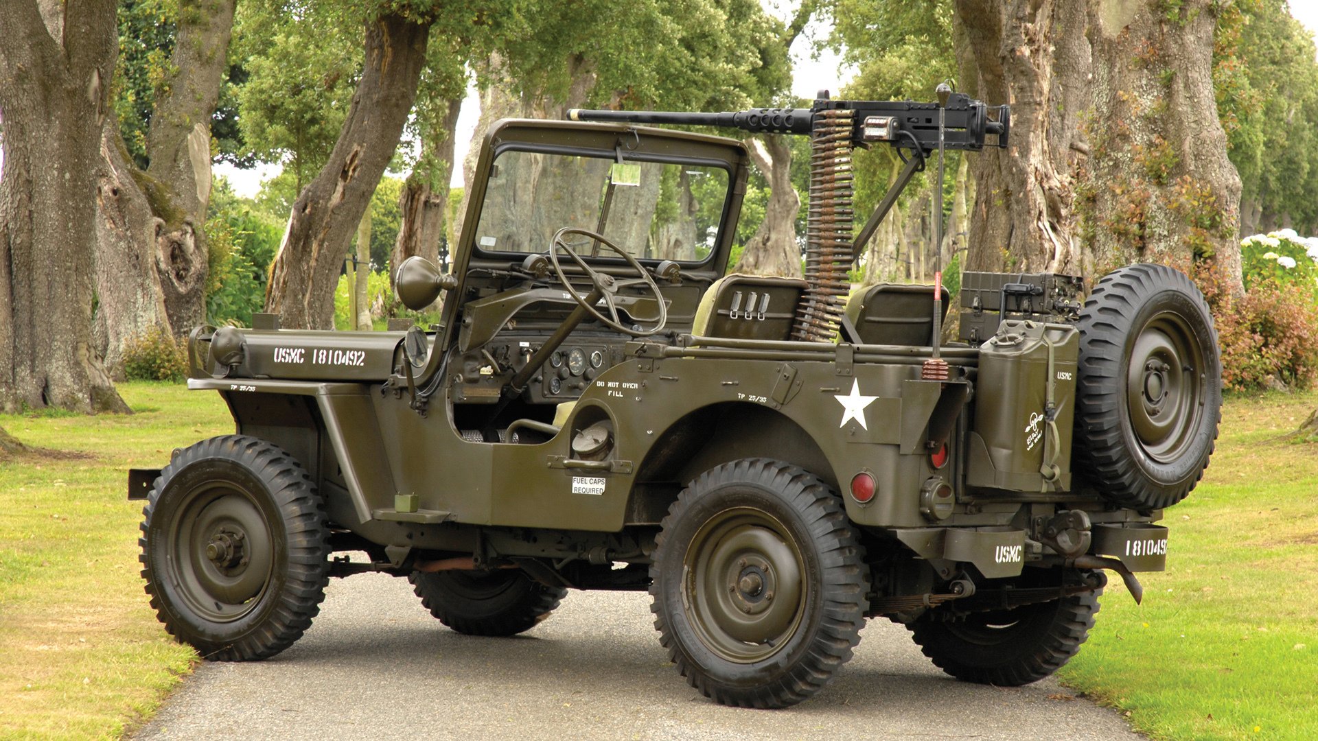 足球场上的南极与赤道，冰岛血拼玻利维亚，法比尼奥成为秩序颠覆者