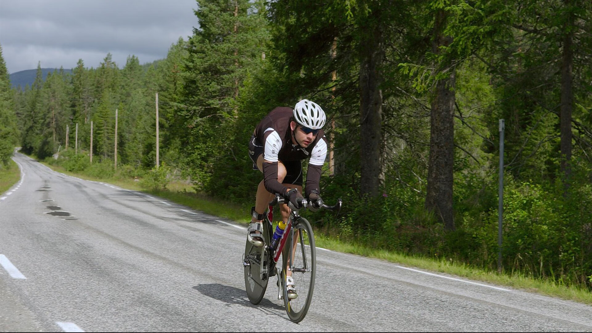 冰岛门神附体？C罗马赛巅峰战爆发惊世扑救，赛后坦言，我看见了极光