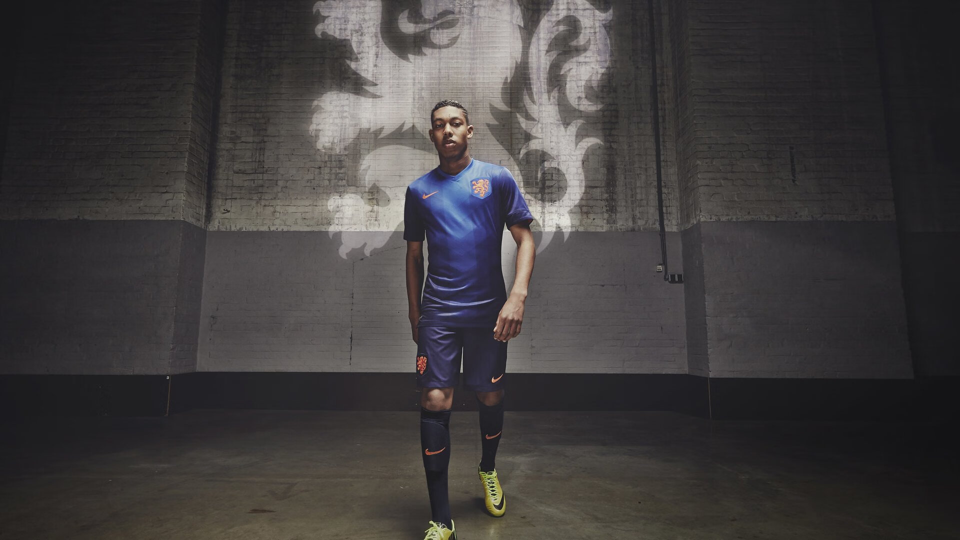 十年首次客场大捷！范戴克一传一射导演国际米兰历史性胜利